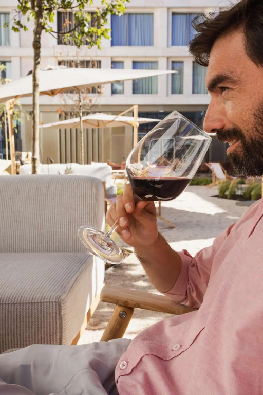 DUO Hotel Lisbon, Curio Collection by Hilton