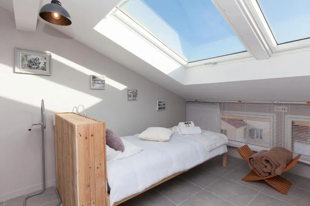 Cocooning 3 pièces duplex 3 étoiles calme centre ville à 5mn plages et Palais