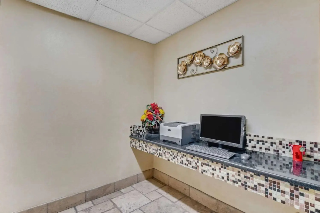 Quality Inn Dalton East