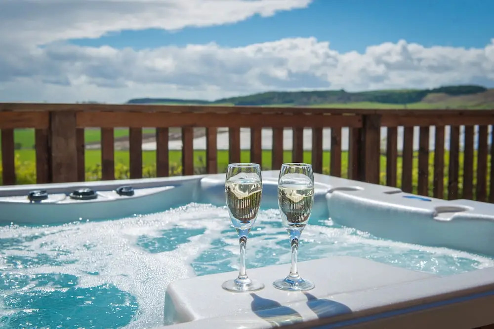 Barn Lodge with Hot Tub