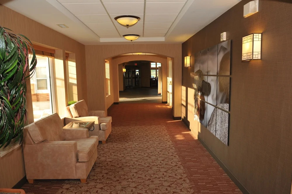 Lakeview Signature Inn Calgary Airport