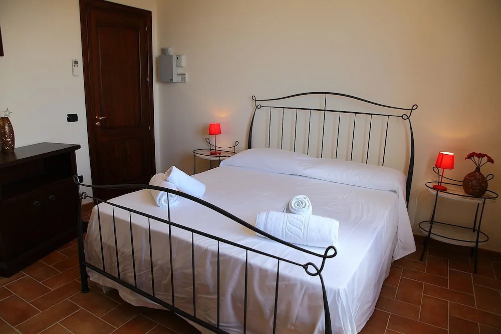 Sikelios Apartments