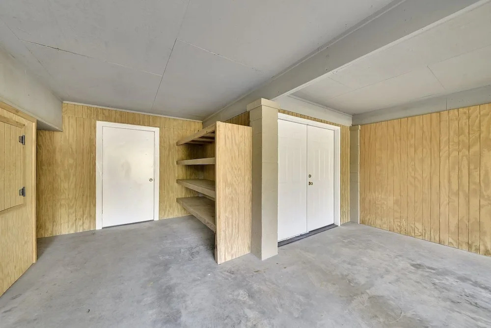 12 Ibis Holiday Home