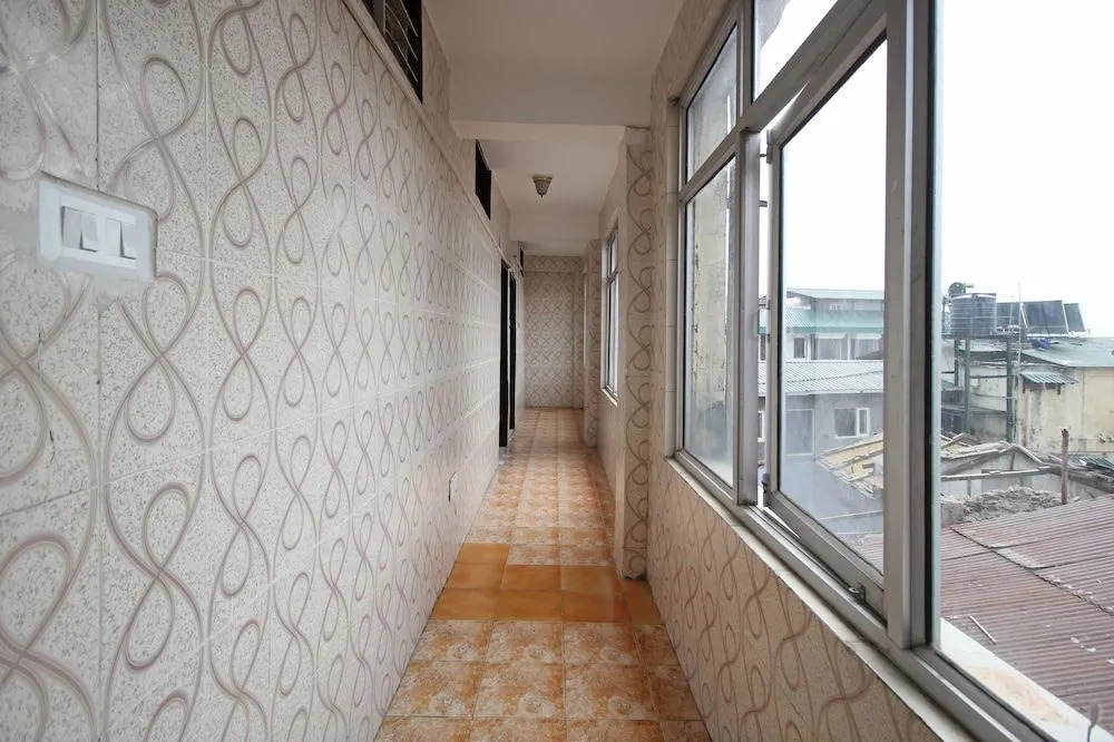 OYO 5922 Hotel Charlene