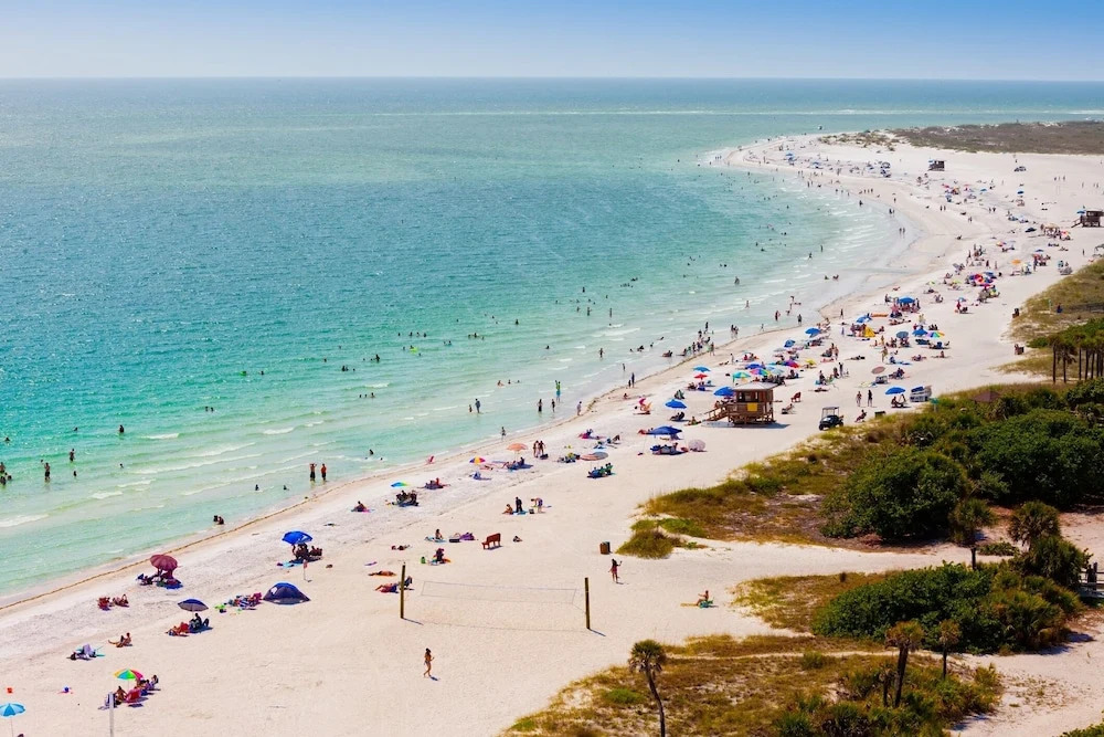Updated Bayside Getaway: Pool, Hot Tub, Near Beach 1 Bedroom Condo