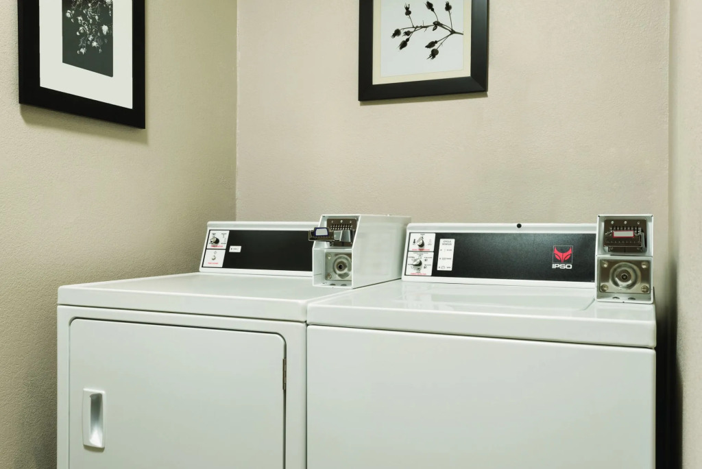 Country Inn & Suites by Radisson, Indianapolis South, IN