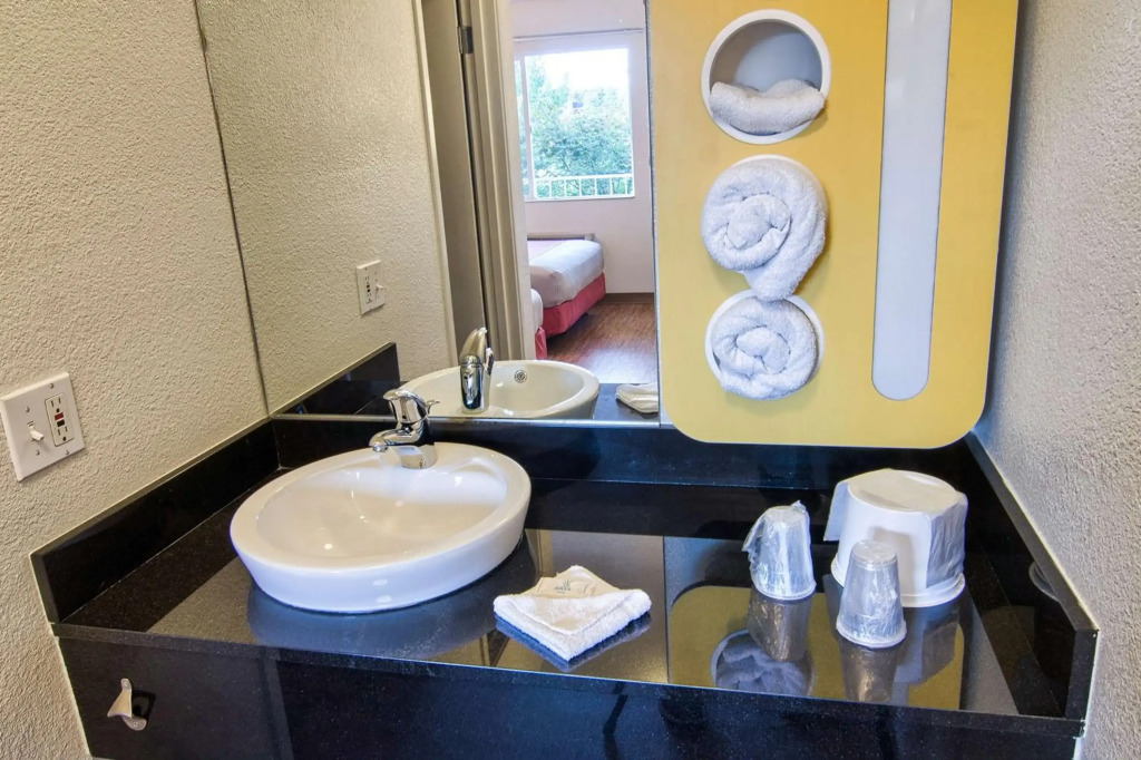 Motel 6-Coeur DAlene, ID