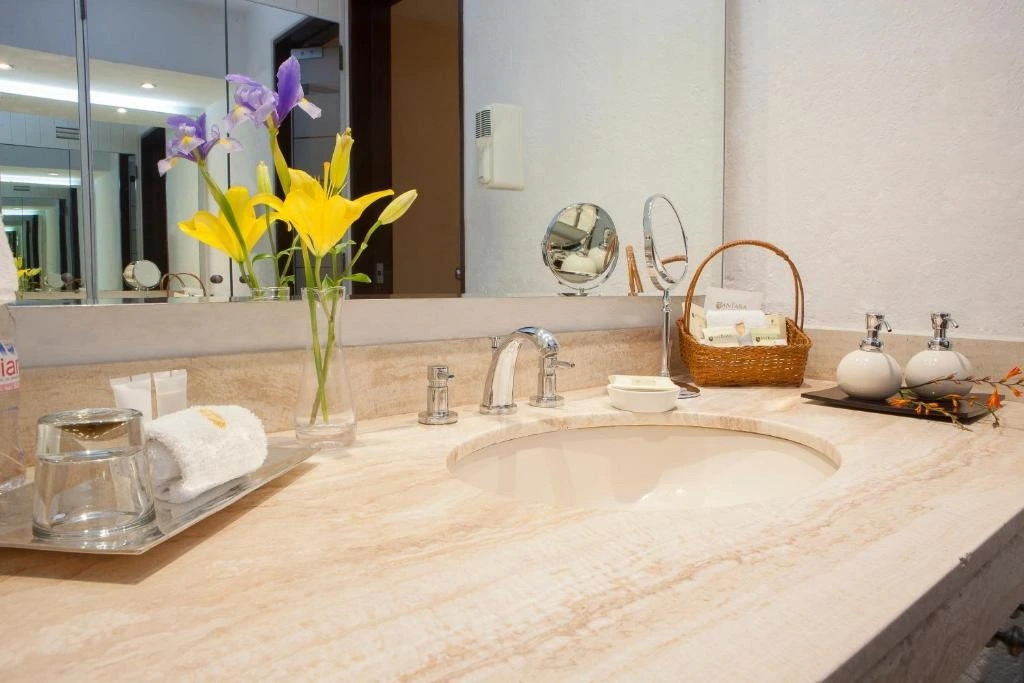 Antara Hotel & Suites - Miraflores