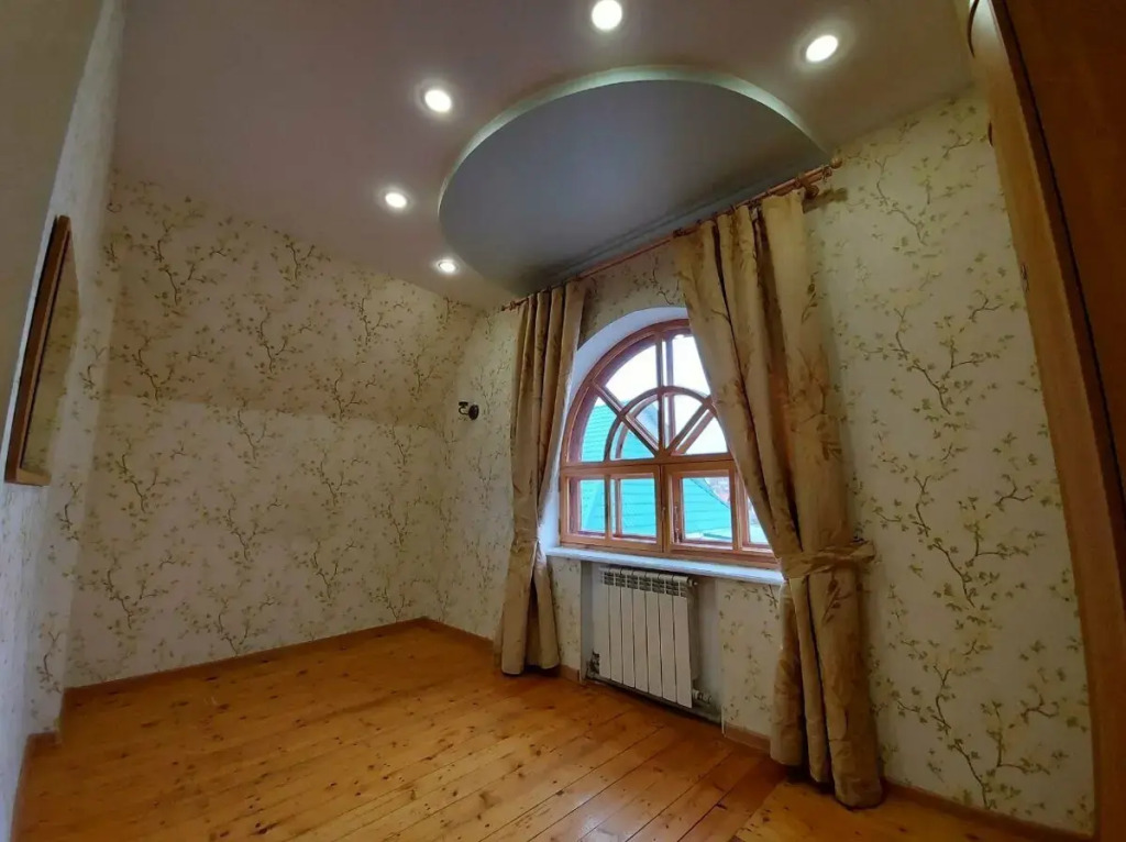 Красный Дом