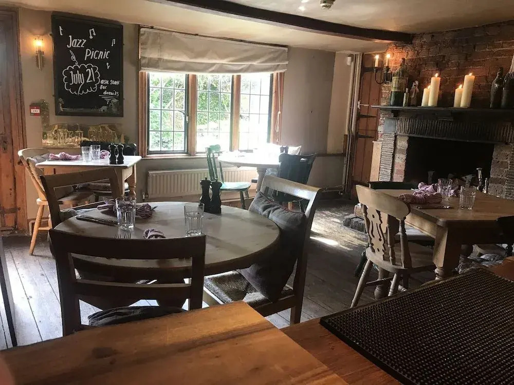 The Red Lion Stodmarsh