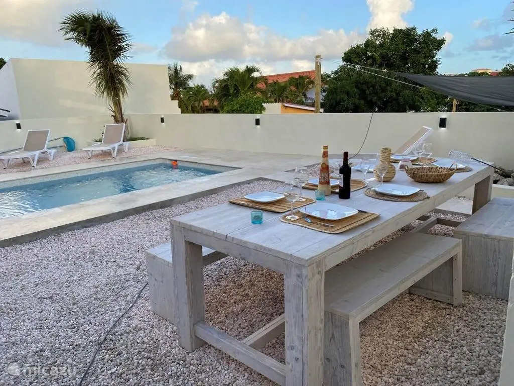 Top location swimming pool, playground & nearby beaches - 4Blessings Curacao