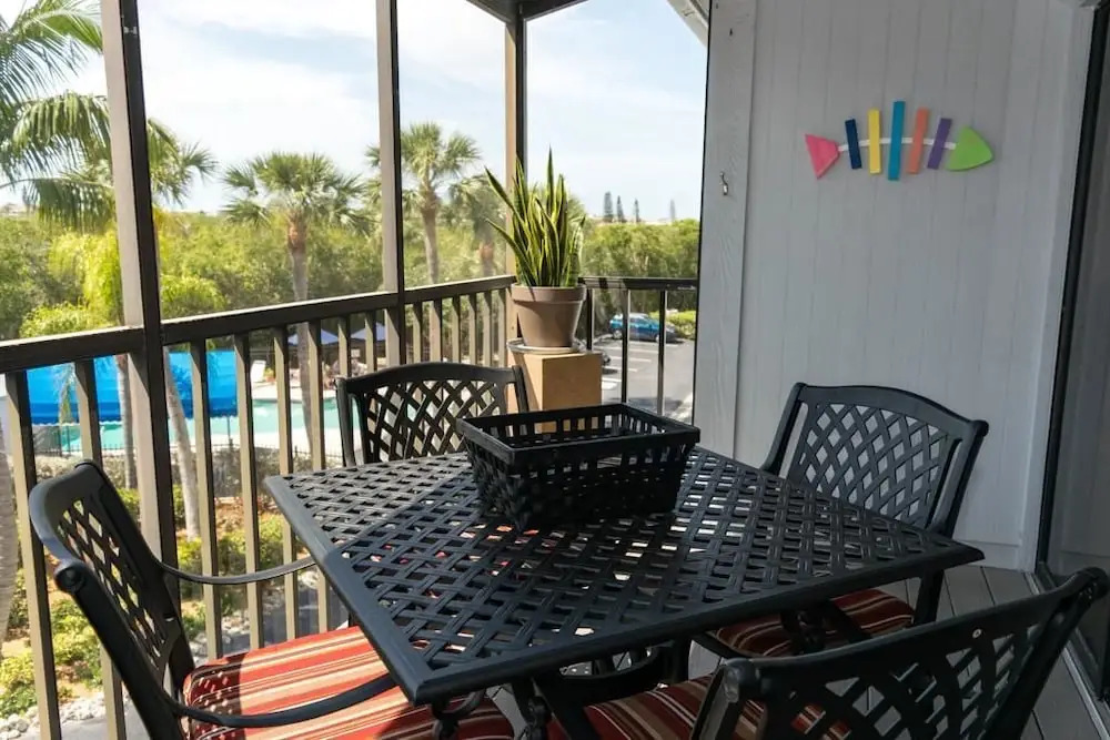 Cove at Sandy Pointe Unit 202a