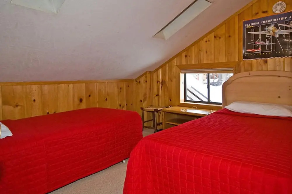 Wheelehan House - Close to Tahoe City & Tahoe Park HOA Beach Access!