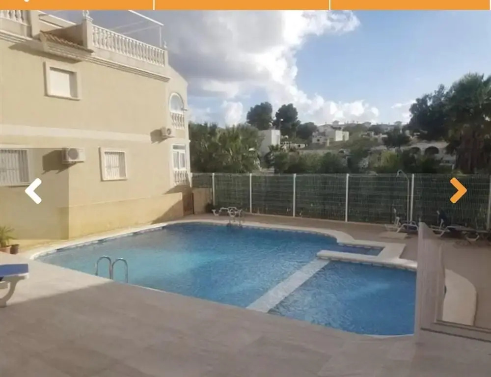 Orihuela Costa, Sleeps 6 With Roof Terrace & Pool