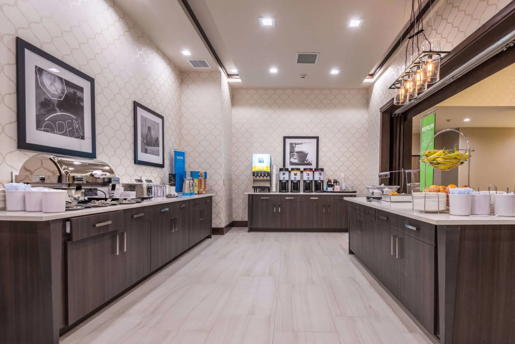 Hampton Inn & Suites Dallas-The Colony
