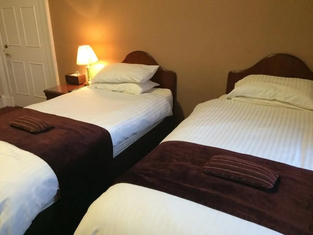 Edinburgh Whisky House Hotel