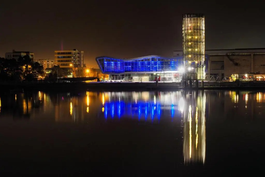 APPARTEMENTS "Pieds à Terre" à LORIENT - LUMINEUX - TOUT CONFORT