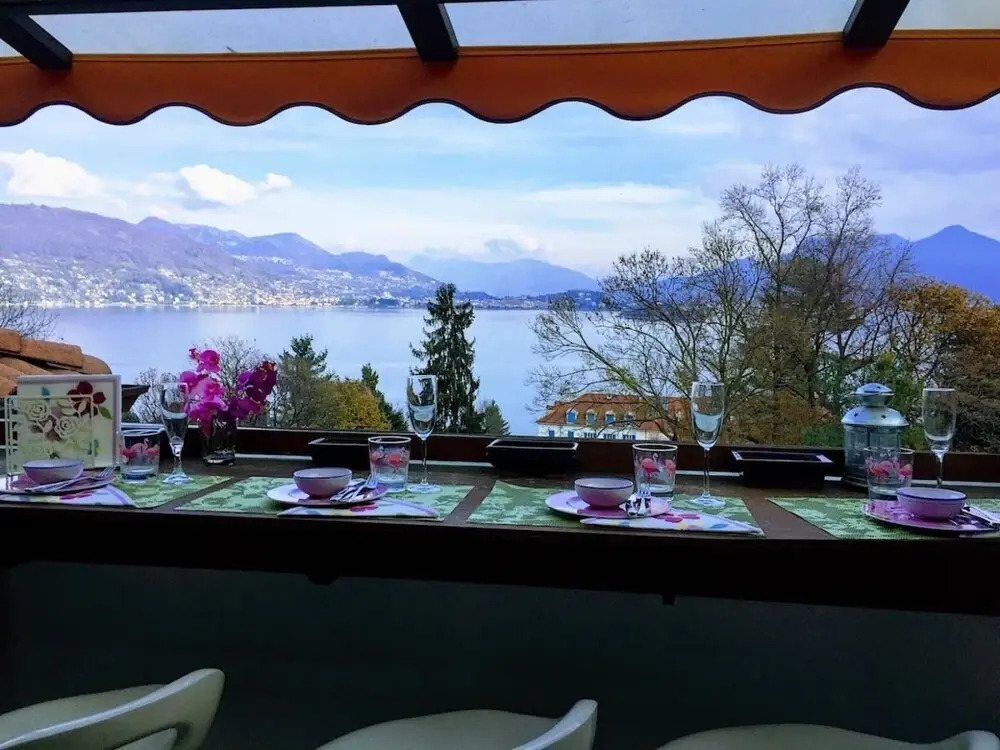 Alessia apartment in Baveno with three bedrooms and lake view