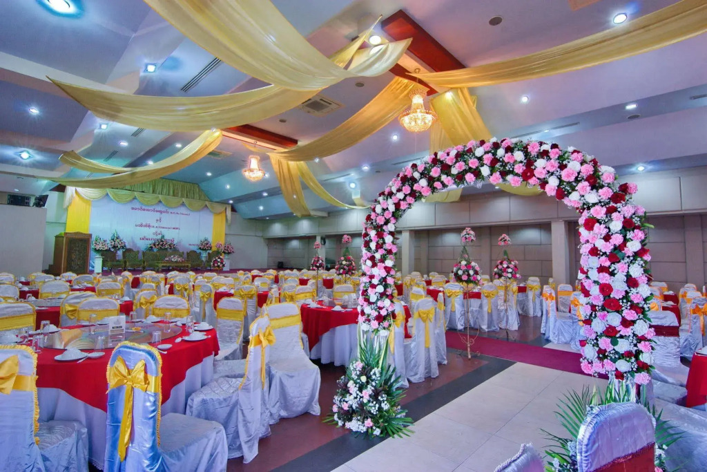 Hotel Mandalay
