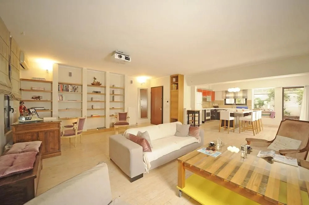 Koukaki garden escape child friendly apartment