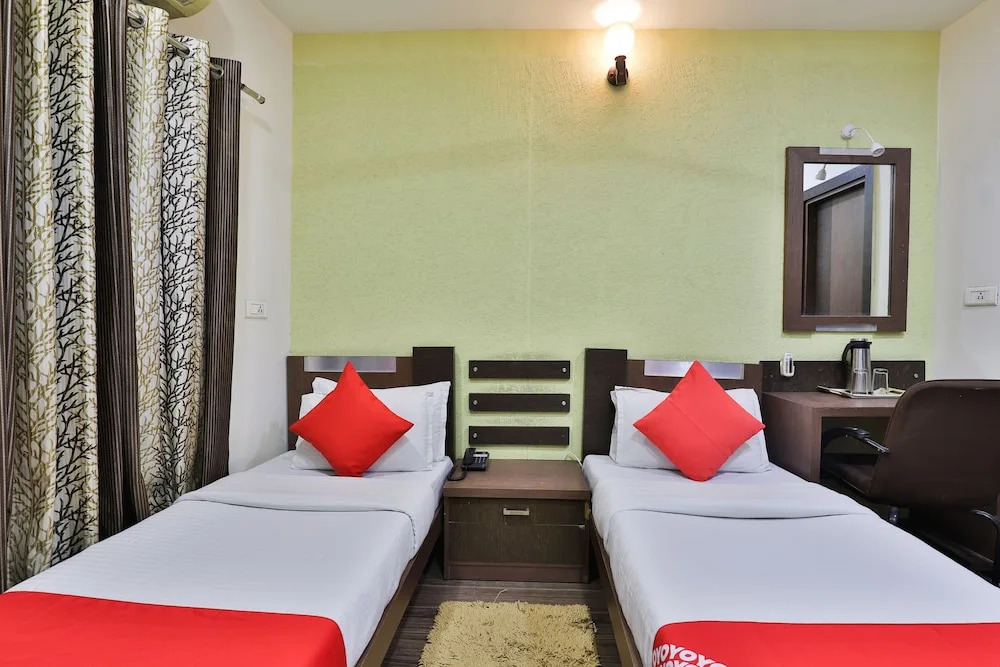 OYO Rooms 229 Hotel Classic inn