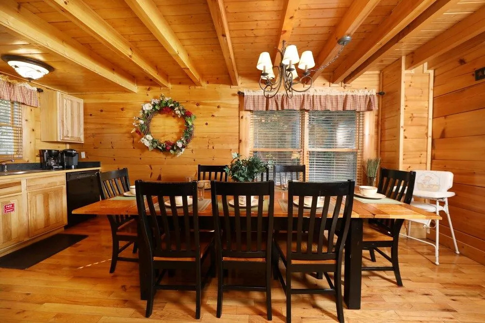 Blessed Nest 4 Br cabin by RedAwning