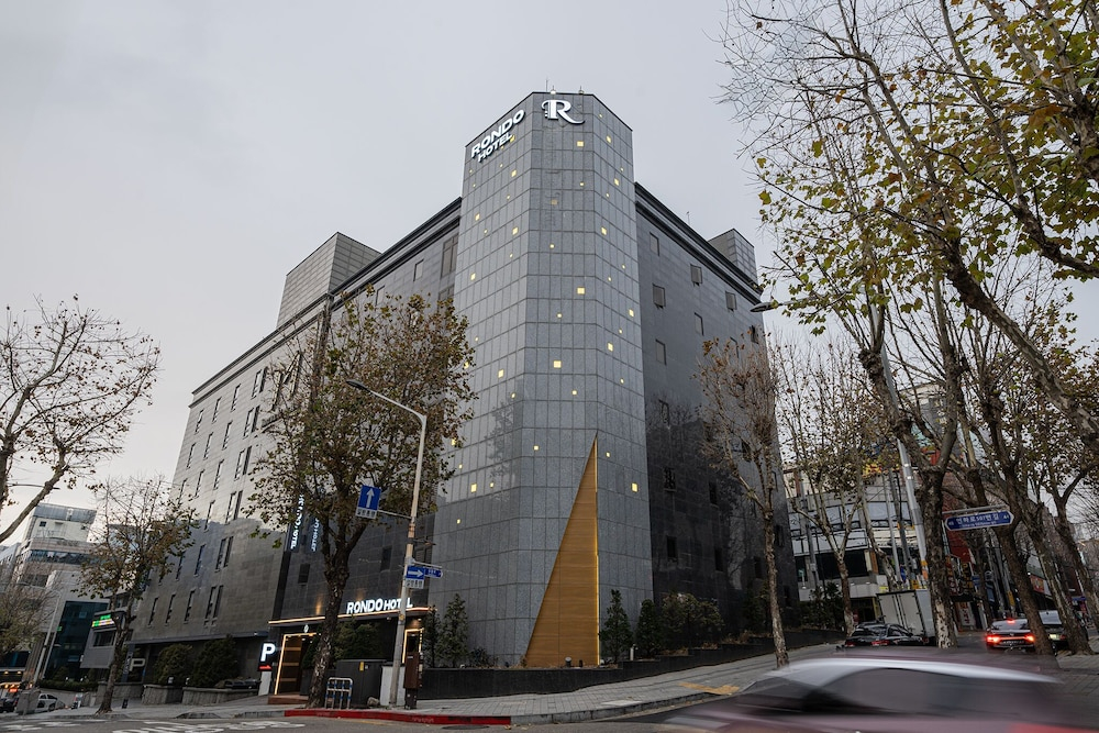 Guwol Rondo Hotel