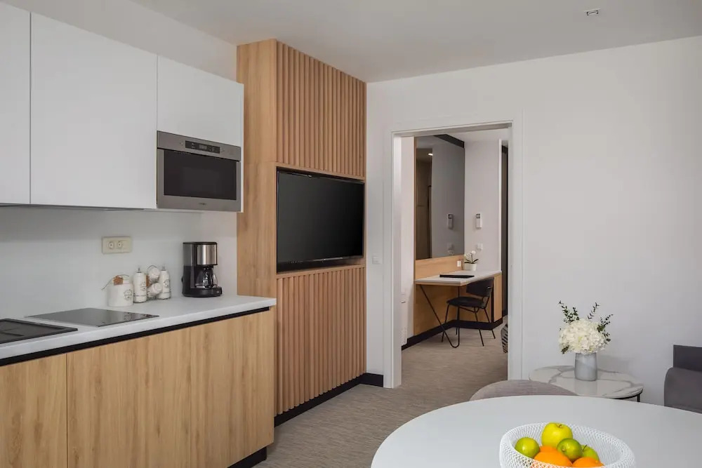 Noemia Apartments