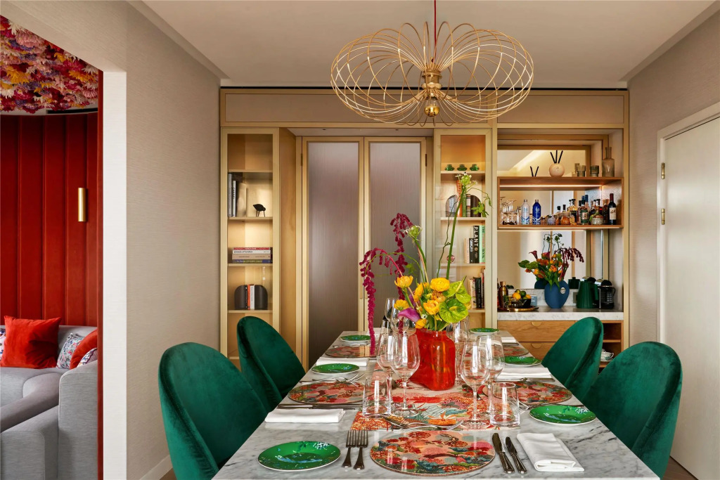 The BoTree London, Curio Collection by Hilton