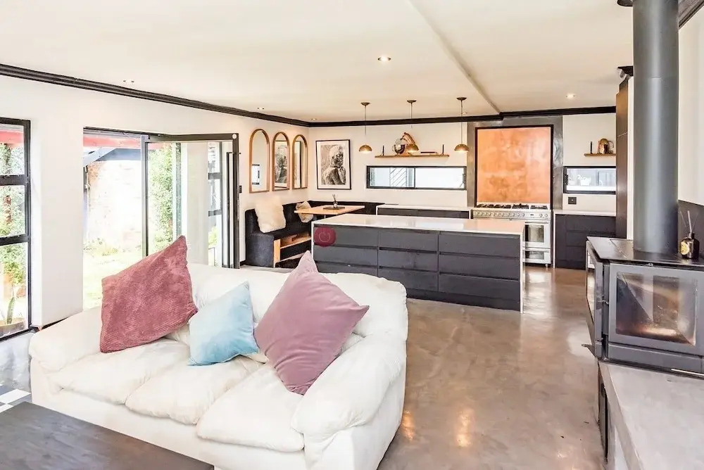 The Urban Sanctuary Boutique Hotel