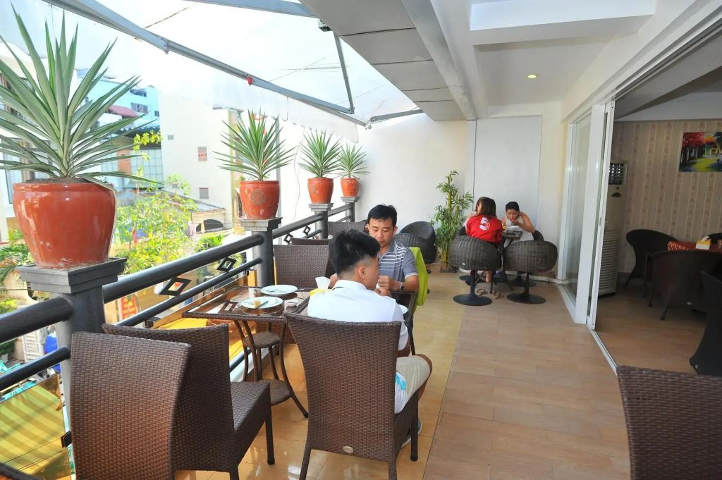 Amity Hotel