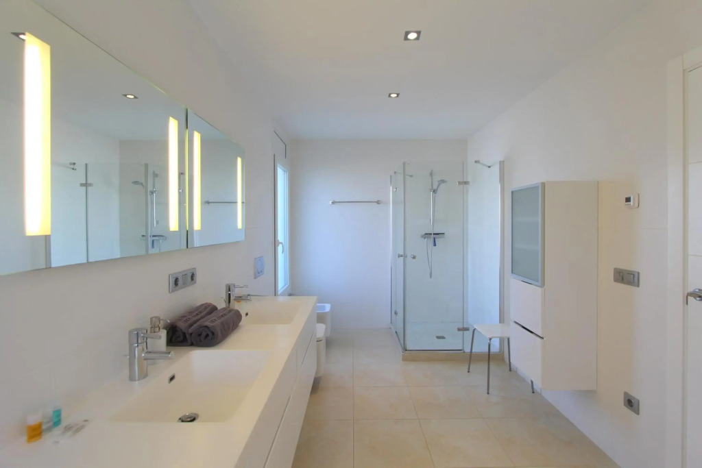 LEON Immo Villa Olivia - 10039