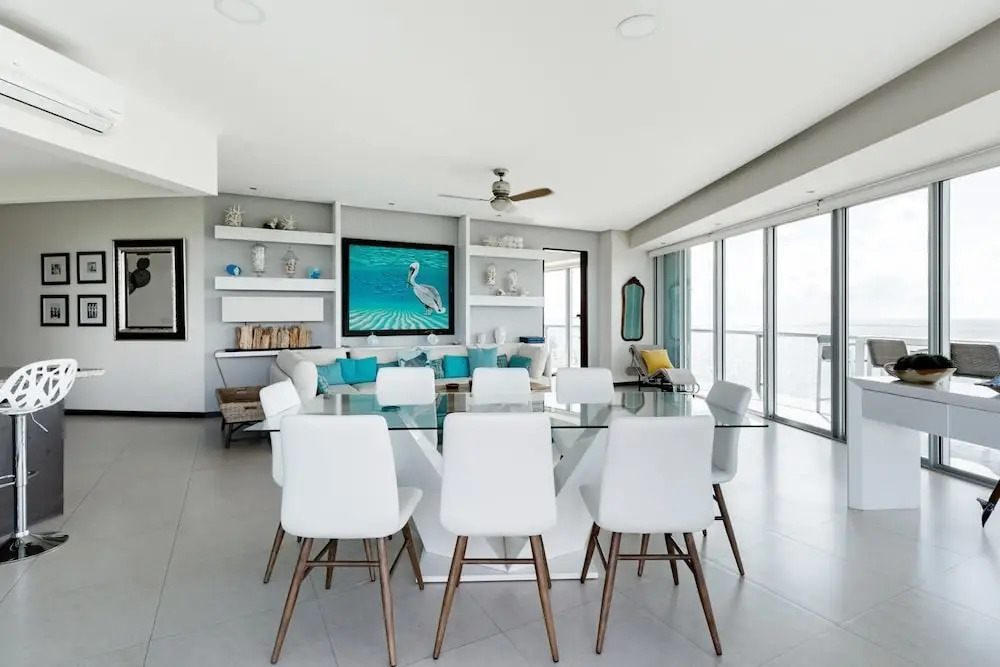 Beautiful Beachfront Apartments