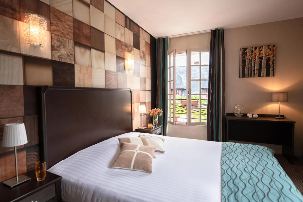 Logis Hotel La Croix Blanche Fontevraud