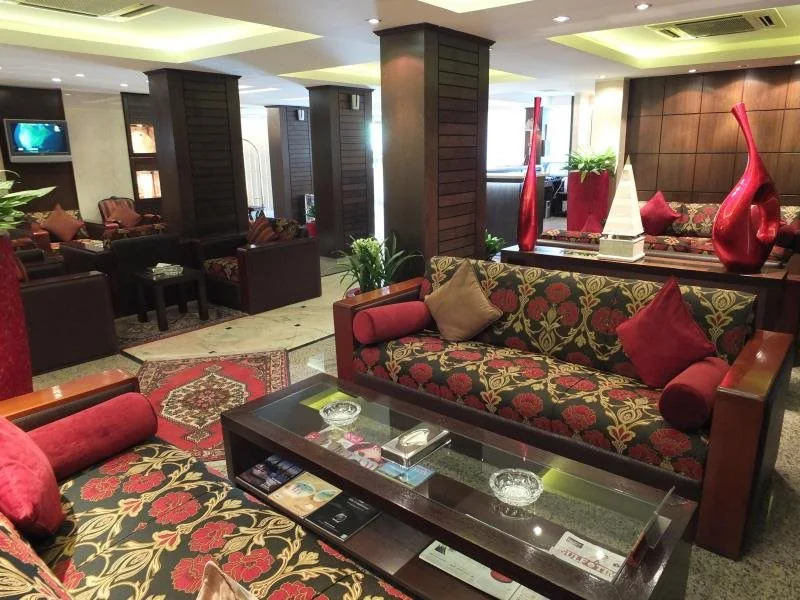 Al Bustan Hotel