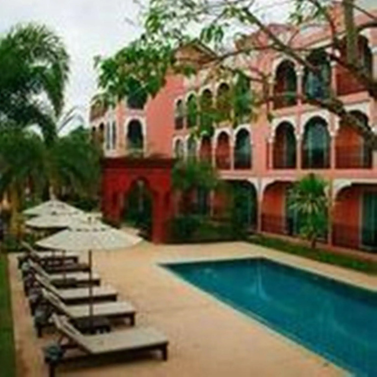 SHEIK ISTANA HOTEL CHIANGMAl