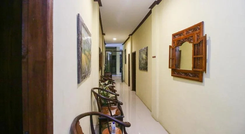 Airy Eco Syariah  Manunggal Kebonsari Blok B 9 Surabaya