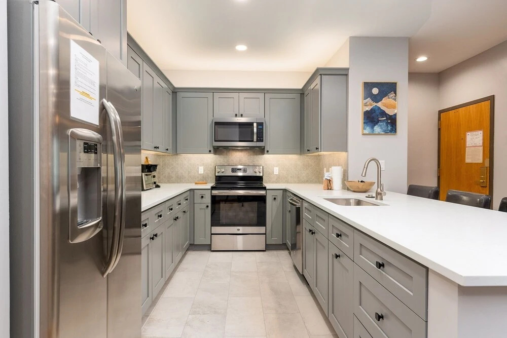 2705 Chateaux DMont