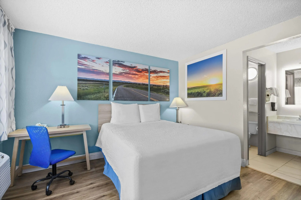 Days Inn by Wyndham Lost Hills
