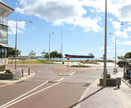Geraldton Luxury Vacation Home