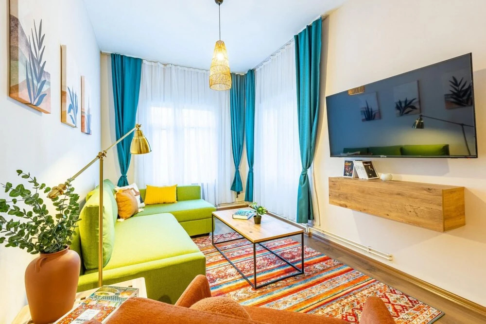Central and Stylish Flat near Istiklal Street