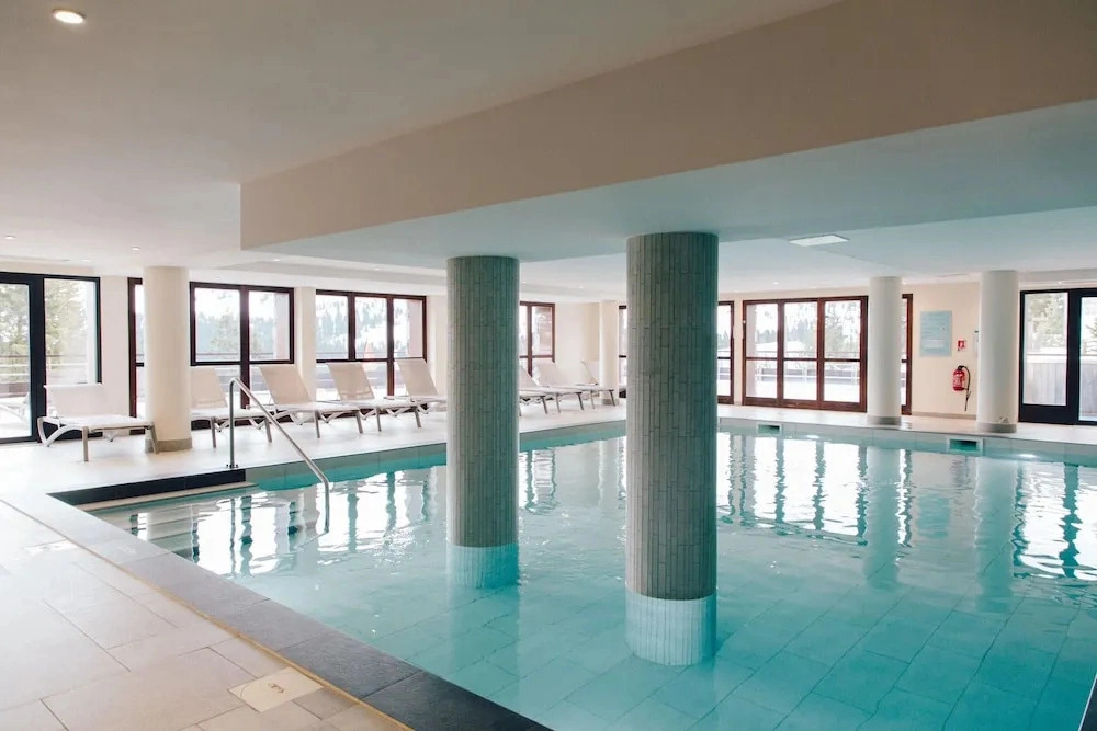 Retreat With Spa Access