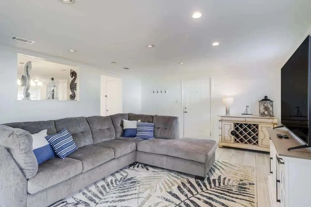 The Magnolia Retreat