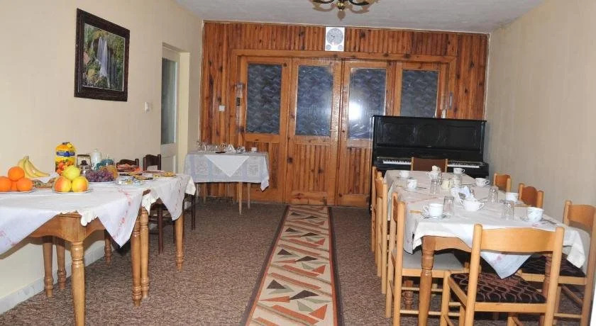 Hotel HAXHIU Tirane