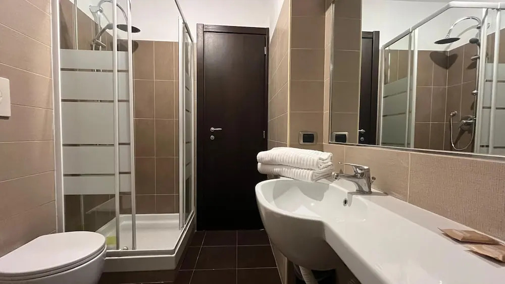 Cloud 9 Hotel