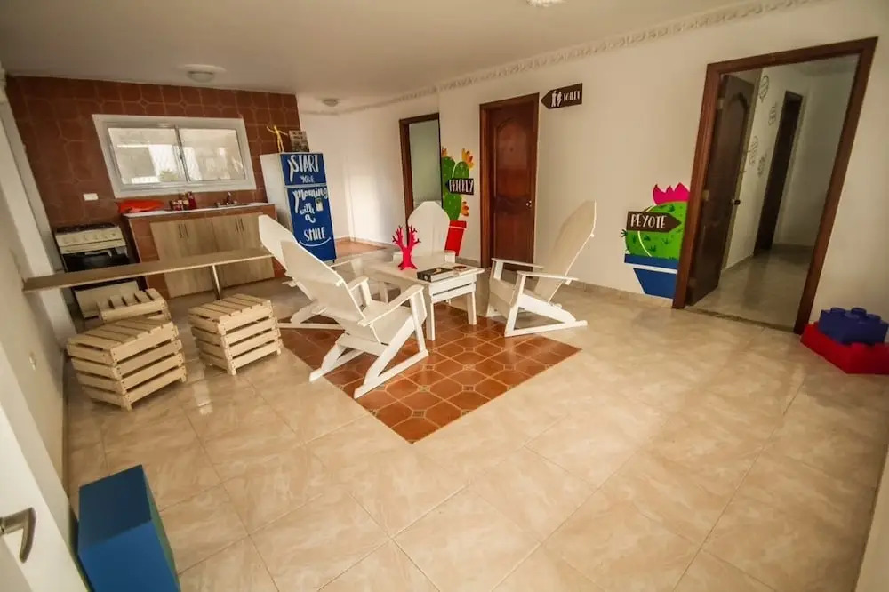 La Perla Hostel