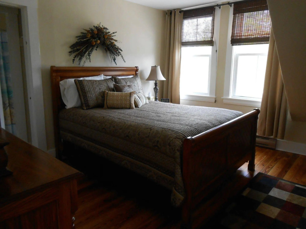 Lakeview Inn