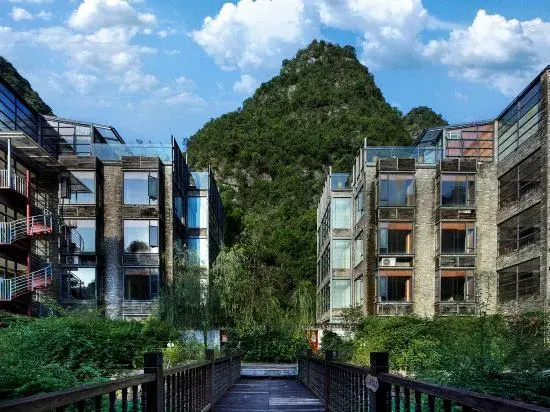 Yangshuo Yijing Mountain House