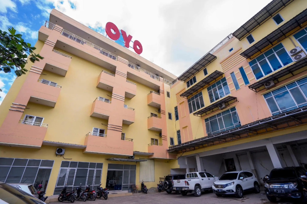 OYO 2695 D'es Guest House