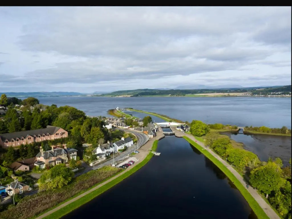 Caledonian Canal Studio